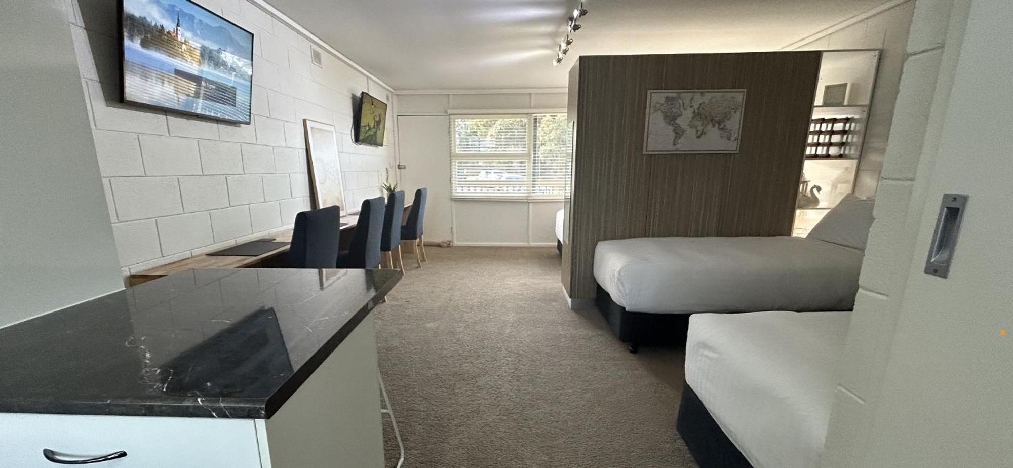 Apartment Marine 4 *